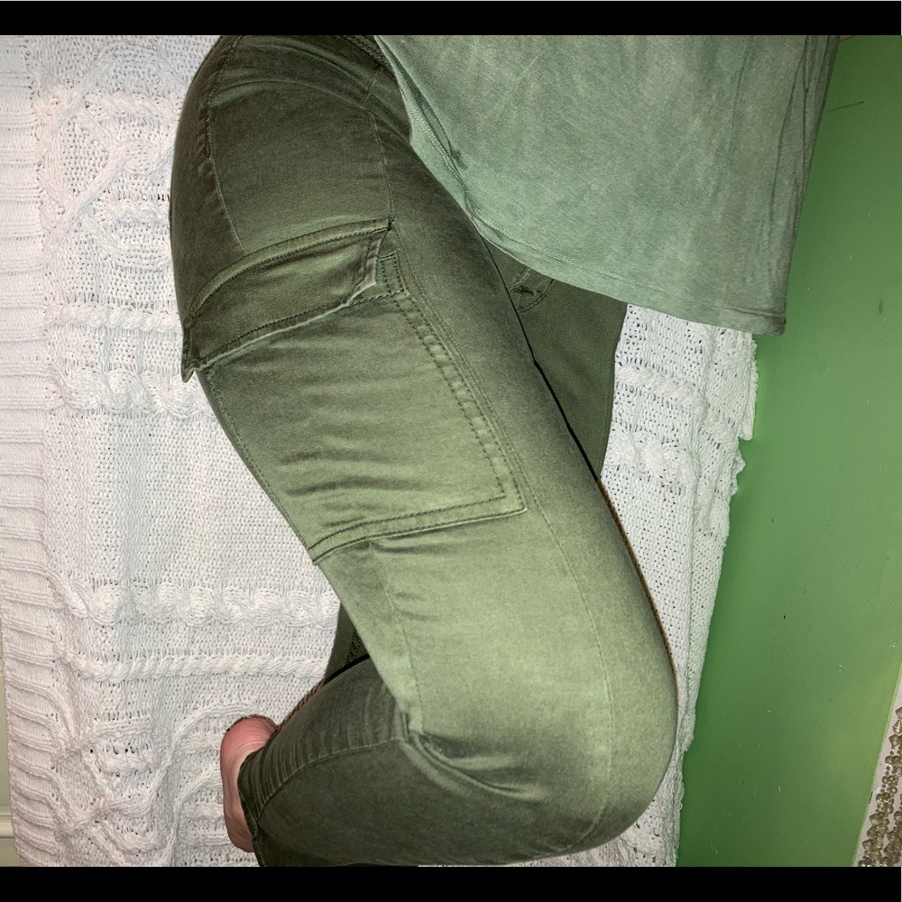 Old Navy Cargo Trousers